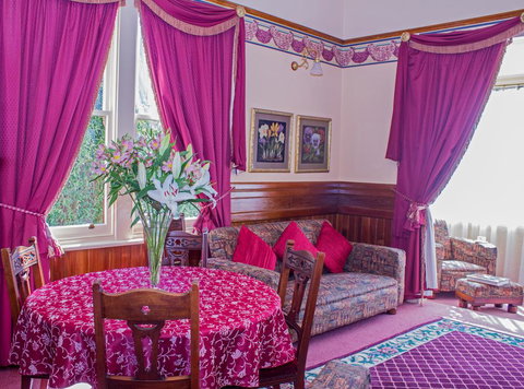 The Duck House - Renee 0