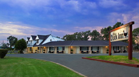 The Duck Inn Apartments - Renee 0