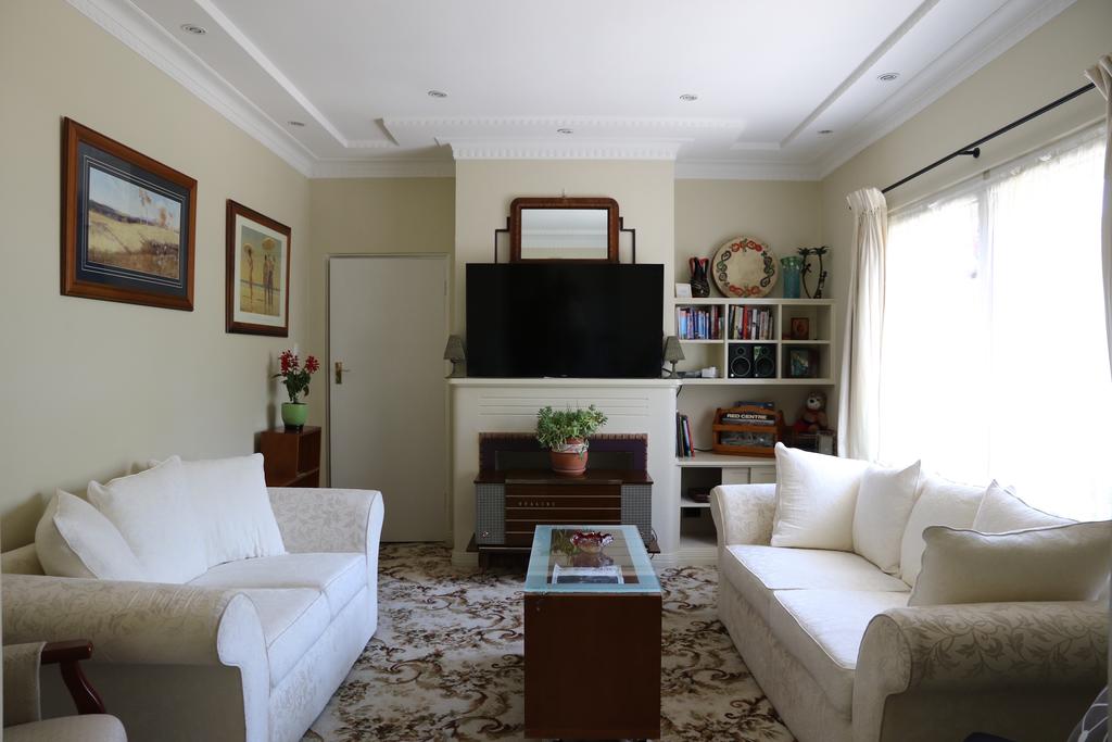 Central Canberra ACT Renee