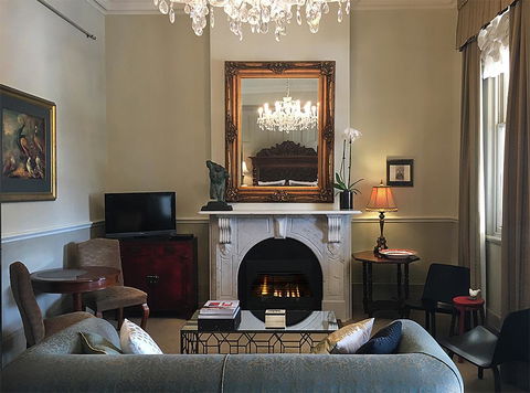 The Empyre Boutique Hotel - Renee 3