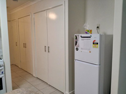 The Fawzi Holiday Home Perth - Swimm 1