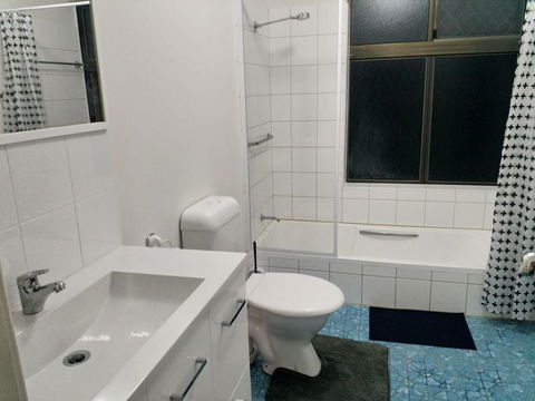 The Fawzi Muslim Homestay - Qld Realsetate 3