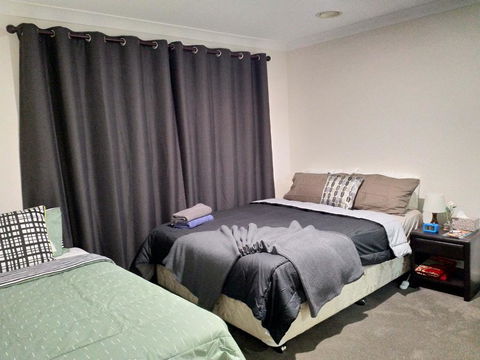 The Fawzi Muslim Homestay - Qld Realsetate 2