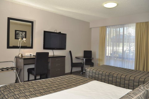 The Galaxy Motel - Internet Find 1