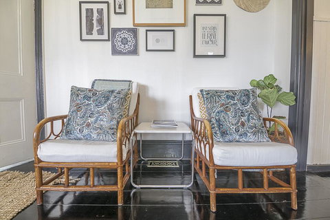 The Gardener's Cottage - Renee 3