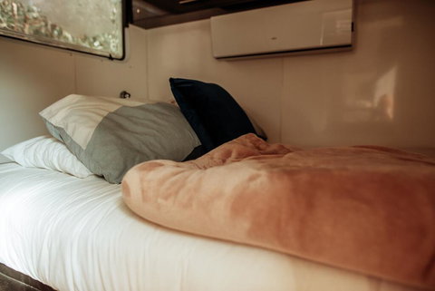 The Grampians Caravan - Renee 2