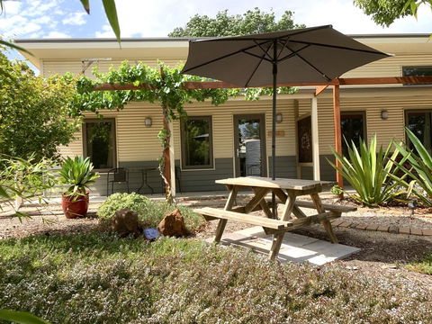 The Grape And Olive At Willunga - Renee 0