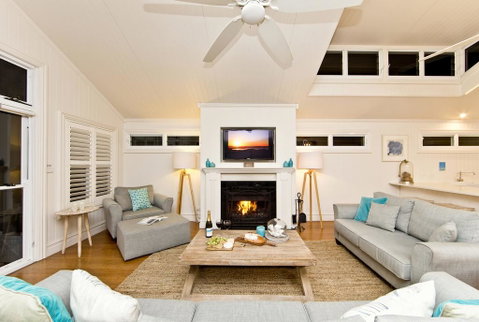 The Hamptons Beach House On Dutchies - Internet Find 1