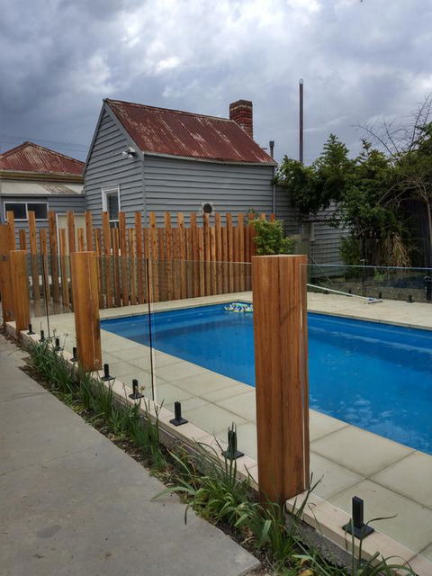 The Happy Wanderer Motel - Renee 3