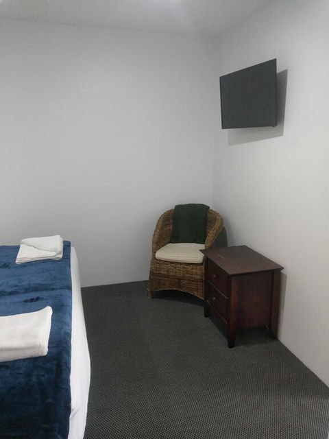 The Happy Wanderer Motel - Renee 1