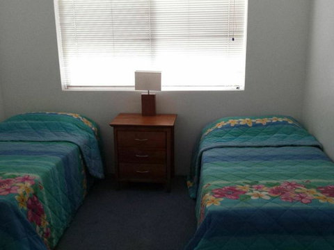 The Headlands 10 - 2 BDRM Apt Across From Alex Beach - Swimm 1