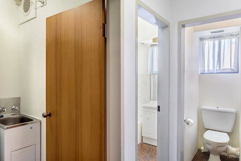 The Helm, Unit 3/22 Voyager Close - Swimm 2