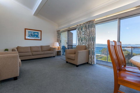 The Helm, Unit 5, 22 Voyager Close - Swimm 1