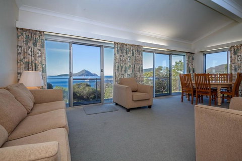 The Helm, Unit 5, 22 Voyager Close - Swimm 0