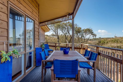 The Heyfield Hideaway: Tennis & Spa - Renee 1