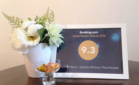 The Highberry - Sydney Harbour View Escape - Renee 0