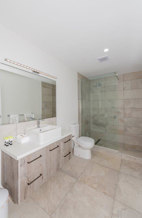 The Hub Bicheno - Renee 3