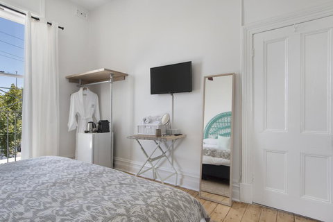 The Local Hotel - Renee 1