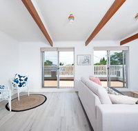 The Loft Fingal Bay - Internet Find