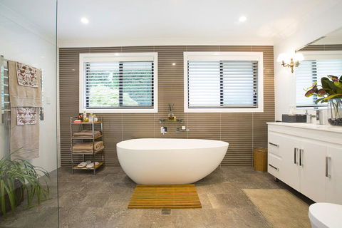 THE MAPLES - Renee 2