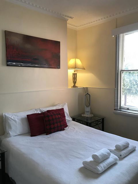 The Mews Motel - Renee 1