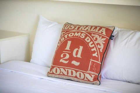 The Mulgrave Motel - Under New Management - Formerly Mulgrave Court Motor Inn - Swimm 1