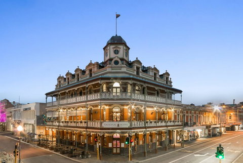 The National Hotel - Internet Find 0