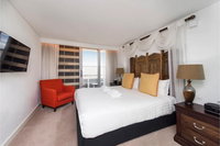 The Nest - Boho Bedroom Near the City with Roof Terrace