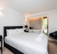 The Nest - Homely Escape in Northbridge And Large Roof Terrace - Swimm