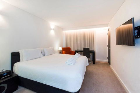 The Nest - Spacious Studio On Newcastle St With Roof Terrace - Renee 0