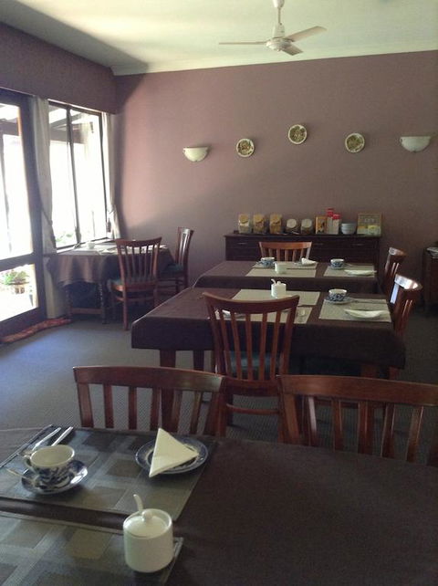The Noble Grape Guesthouse - Renee 3