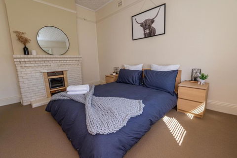 The Pearl On Prince  Stylish Cottage, CBD, Wifi - Renee 2