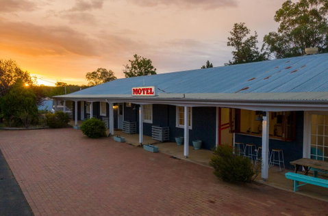 The Platypus Accommodation & Cafe - Petrol Stations 1