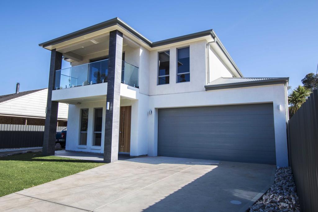 Gifford Hill SA Renee