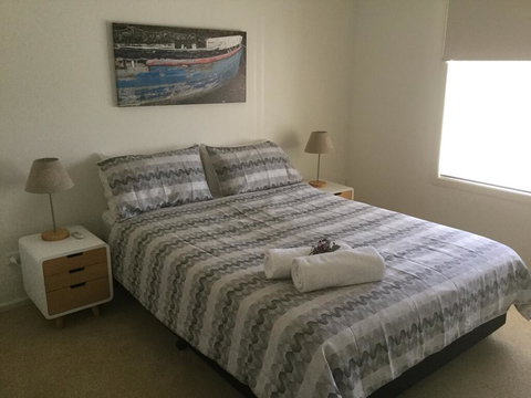 The Red Door - Swimm 3