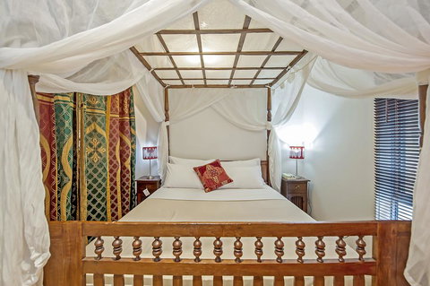 The Retreat - Renee 2