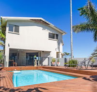 The Richmond Beach Villa - Swimm