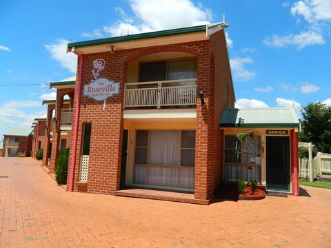 The Roseville Apartments - Renee 3