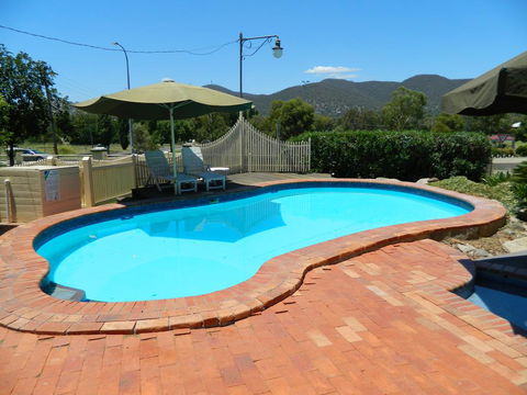 The Roseville Apartments - Renee 2