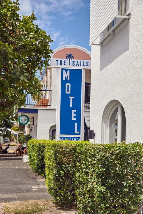 The Sails Motel Brunswick Heads - Swimm 3