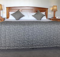 The Saltbush Motor Inn - Renee