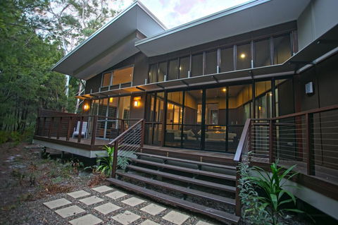 The Sanctuary - Qld Realsetate 0