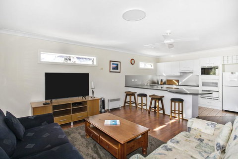 The Sands - 4/46 Jones Avenue Mollymook - Qld Realsetate 0