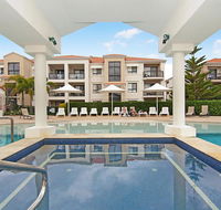 The Sands 2/20 Pacific Parade Opposite beach plus Air - Renee