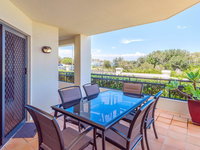 Business in Yamba NSW Renee Renee