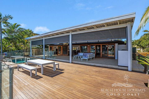 The Savoy Beach House - Swimm 3