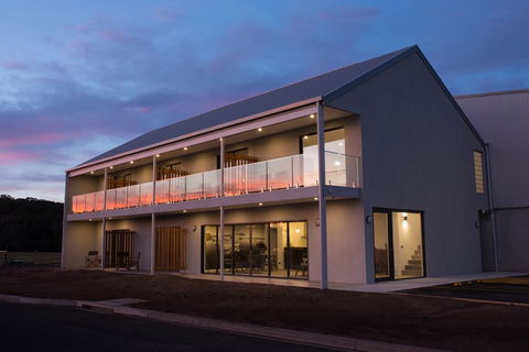 The Seabird - Swimm 0