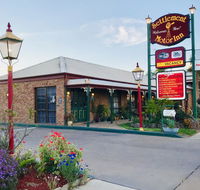 The Settlement Historic Hotel - Swimm