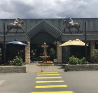 The Sportsman's Hotel - Swimm