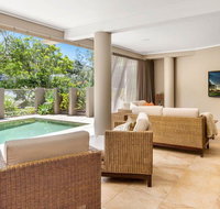 The Stanwell Beach Glass House - beach  pool - Qld Realsetate